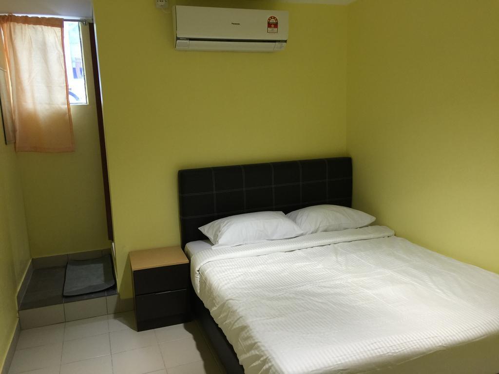 Miri Budget Inn Szoba fotó