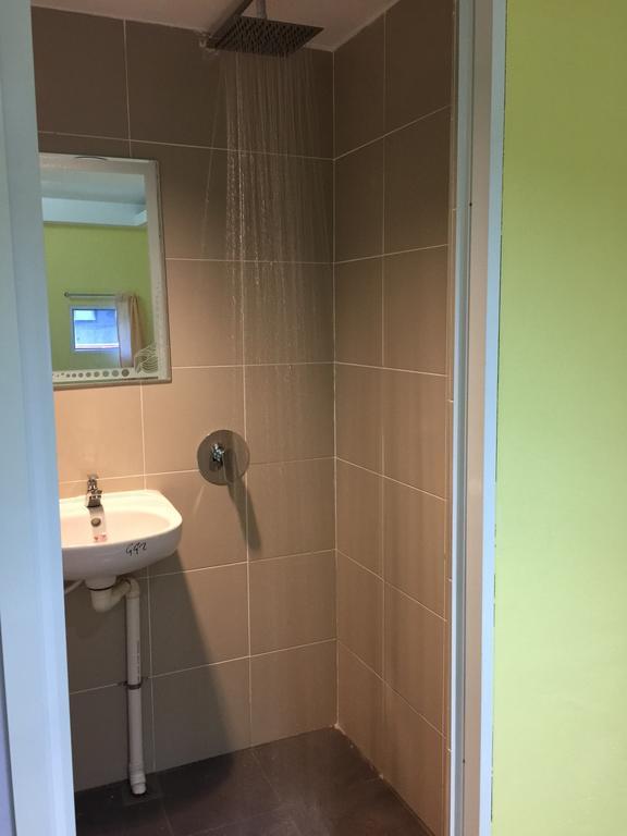 Miri Budget Inn Szoba fotó