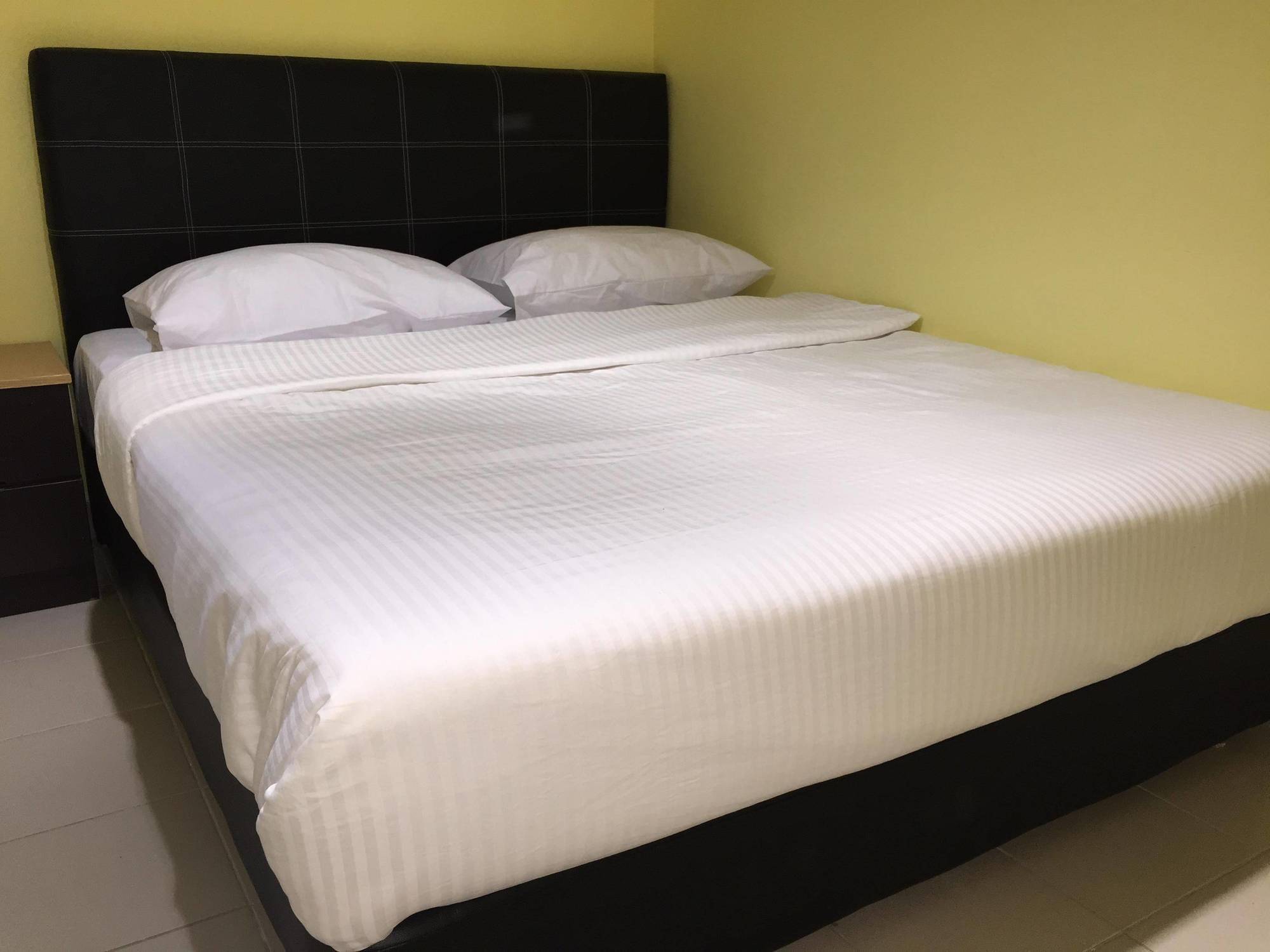 Miri Budget Inn Kültér fotó